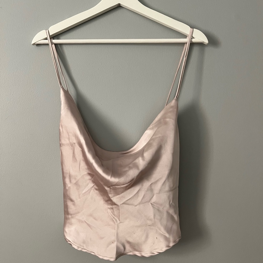 Garage Scoop Top